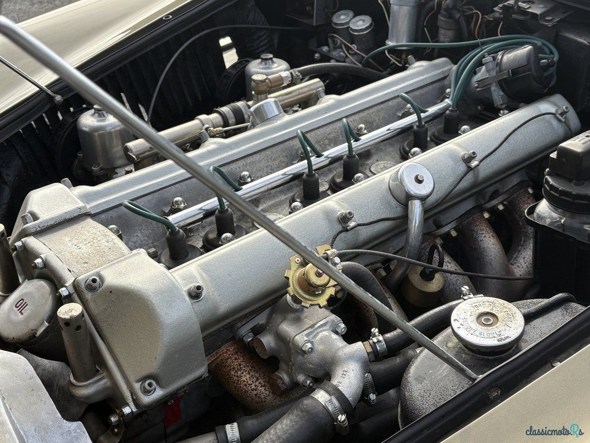1963' Aston Martin Lagonda photo #5