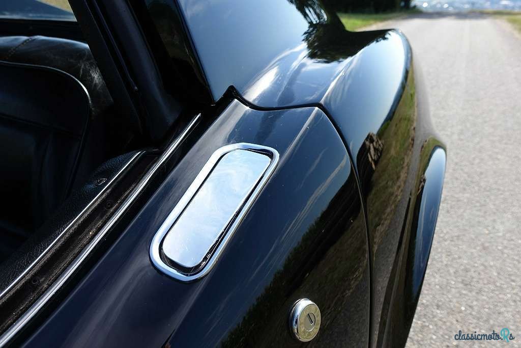 1974' Chevrolet Corvette photo #3