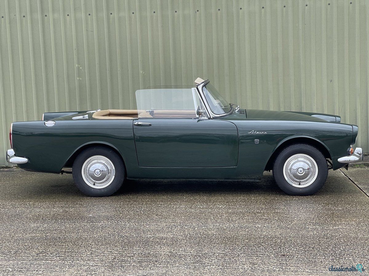 1967' Sunbeam Alpine photo #2