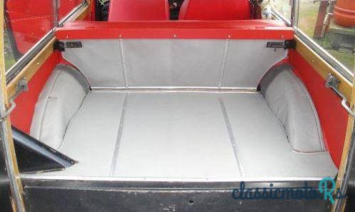 1970' Morris Minor Traveller photo #1