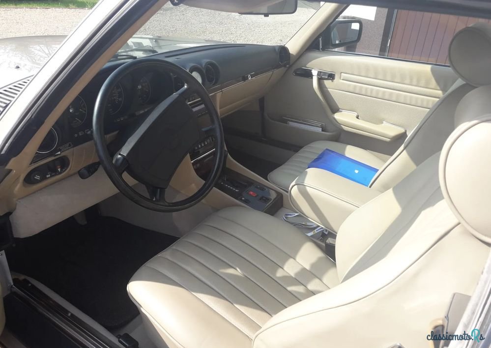 1975' Mercedes-Benz 560 SL photo #4