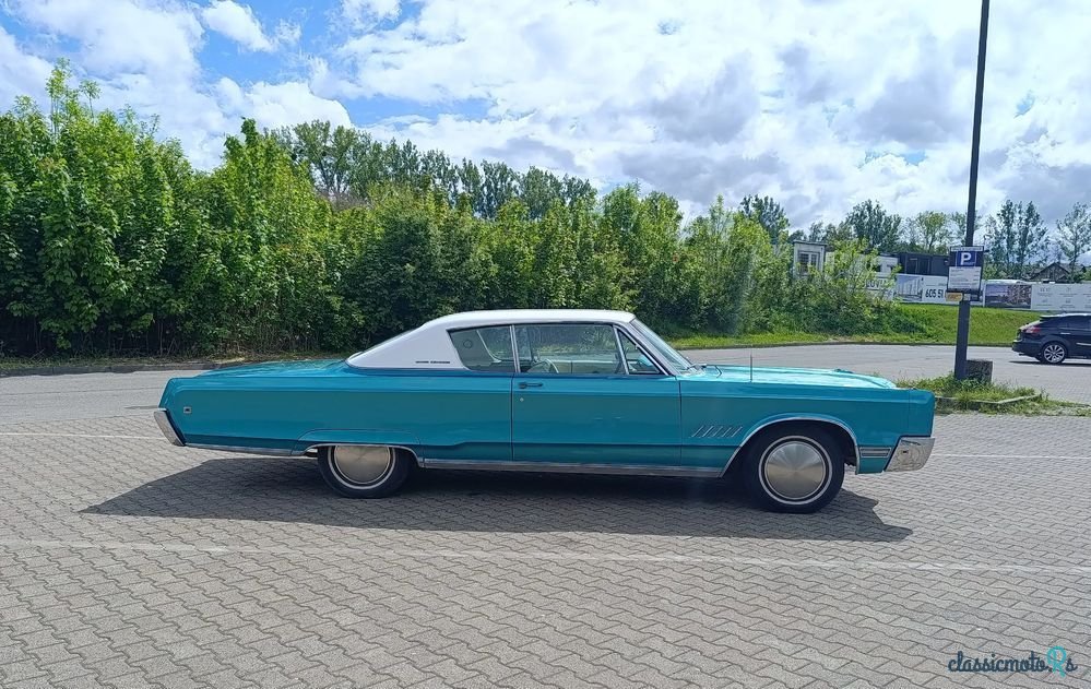 1968' Chrysler 300 photo #4