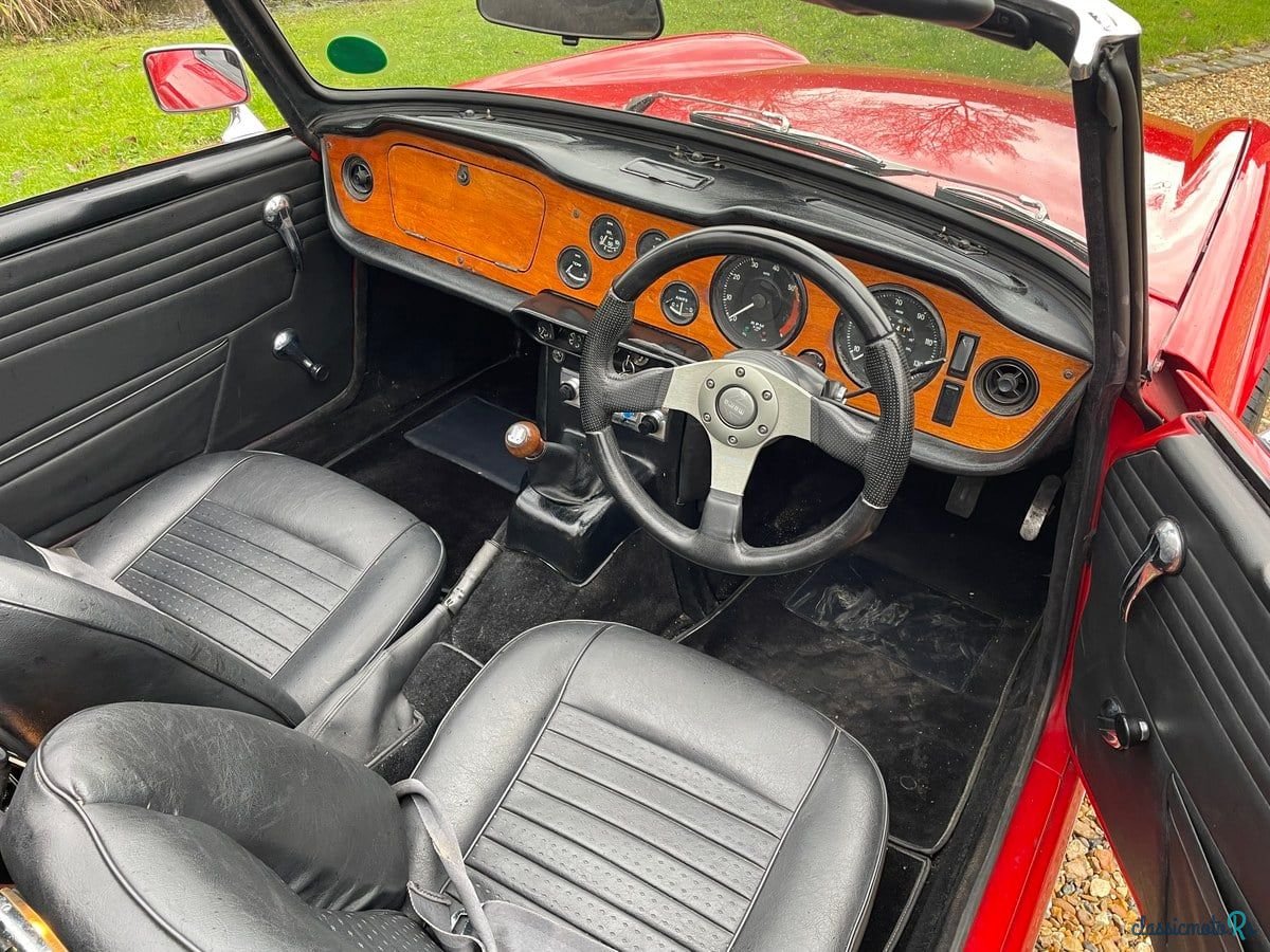 1970' Triumph TR6 photo #5