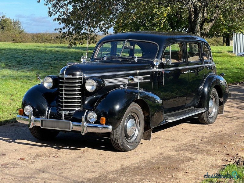 1938' Oldsmobile F 37 photo #1