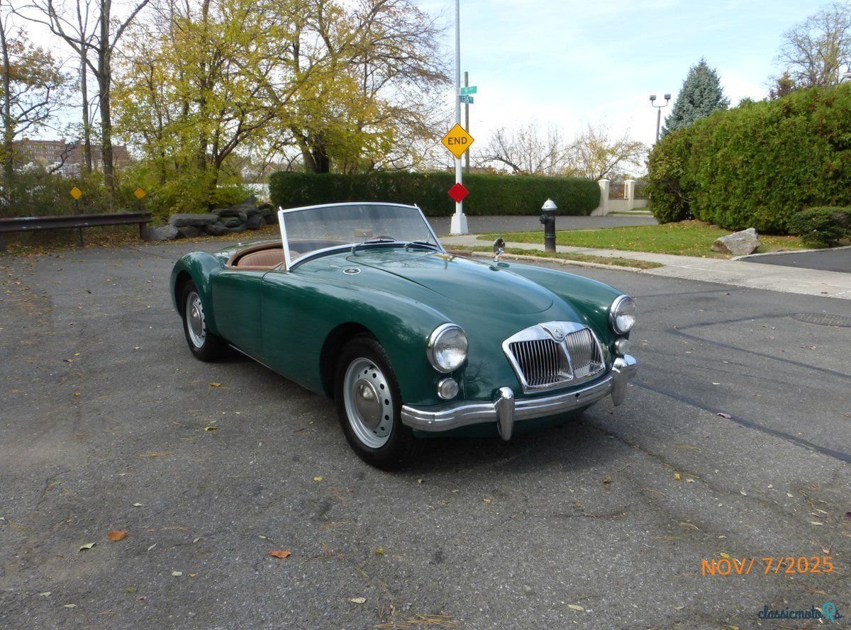 1962' MG MGA photo #1