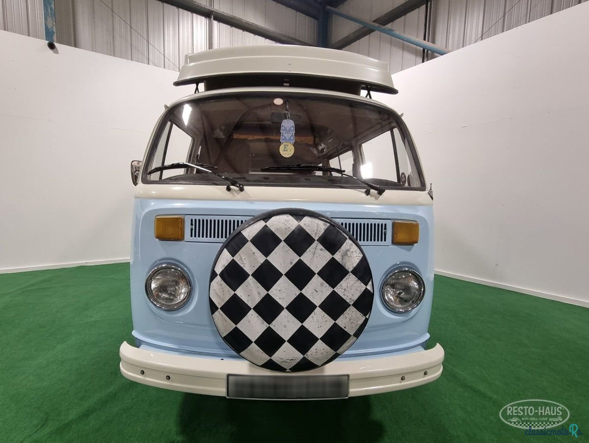 1973' Volkswagen Type 2 photo #2