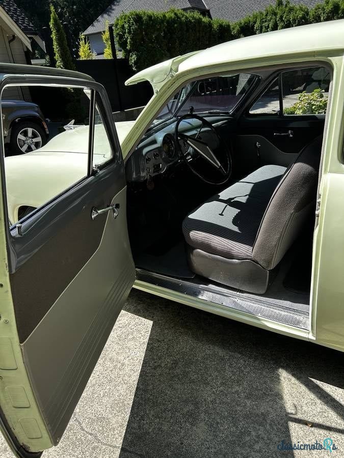 1951' Ford De Luxe photo #5