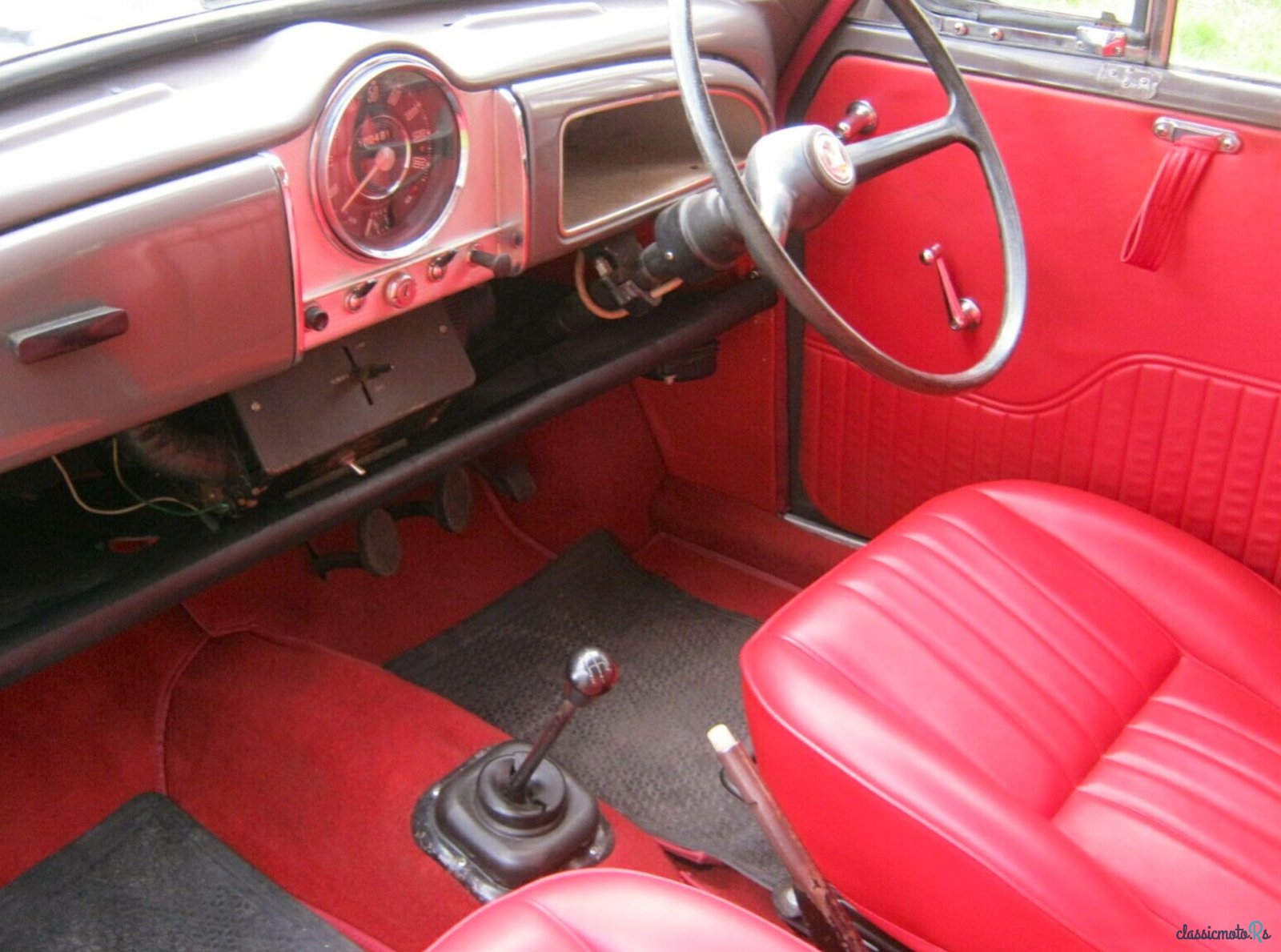 1966' Morris Traveler photo #4