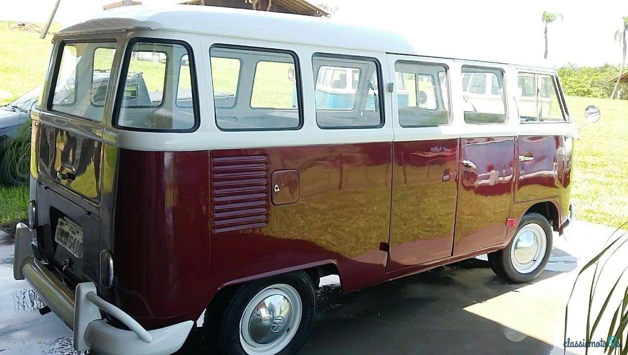1969' Volkswagen Tipe 2 15 Window Bus photo #2