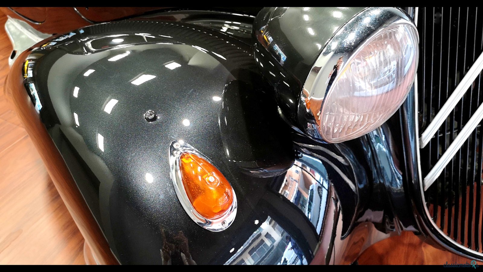 1953' Citroen Traction photo #2