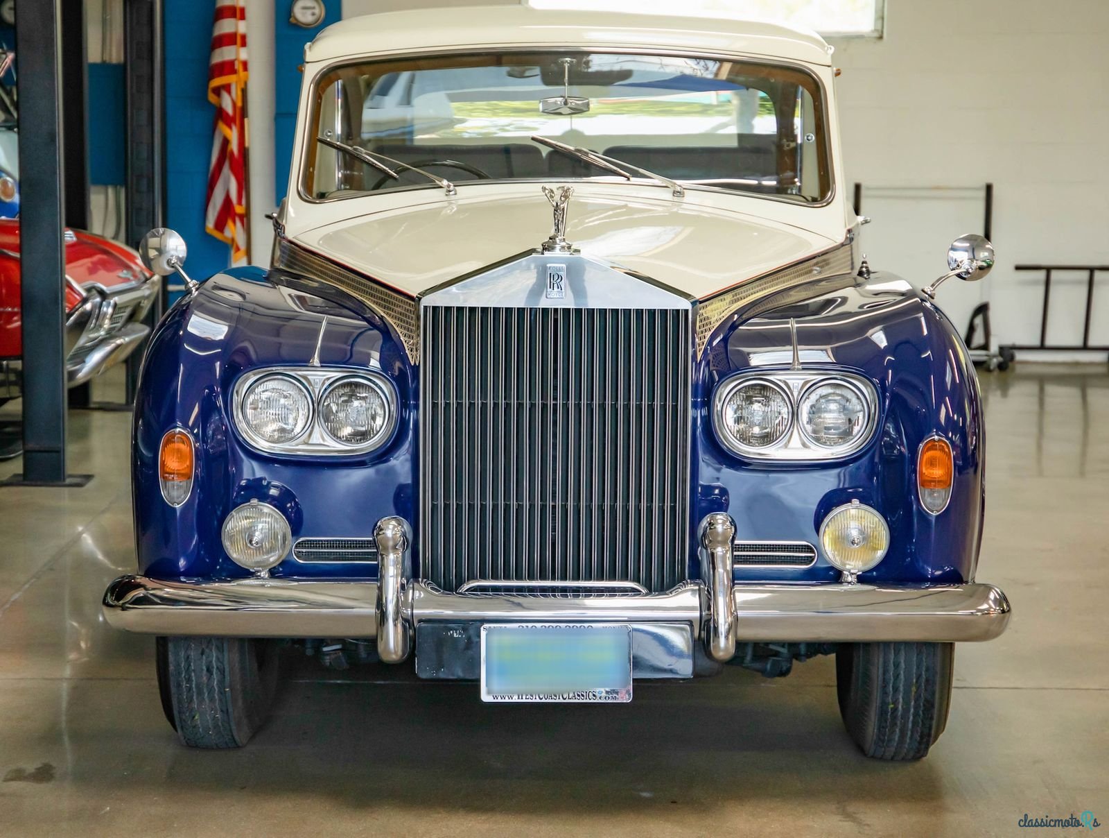1965' Rolls-Royce Phantom V James Young photo #4