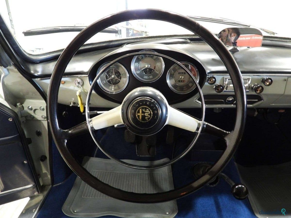 1957' Alfa Romeo Giulietta photo #5