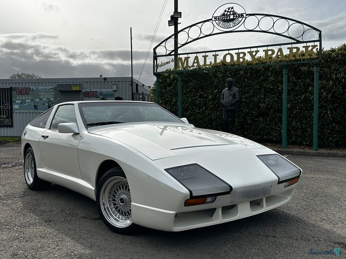 1988' TVR The White Elephant photo #1