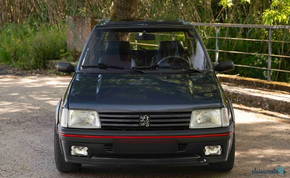 1984' Peugeot 205 1.6 Gti photo #2