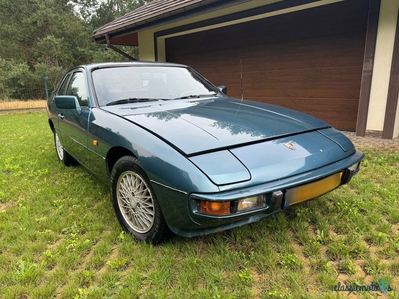 1979' Porsche 924 photo #1