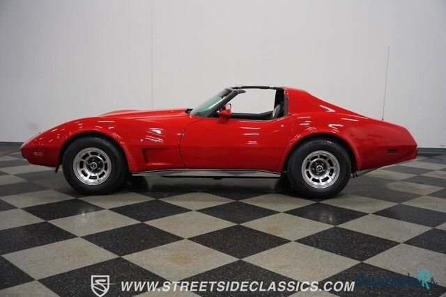 1977' Chevrolet Corvette photo #2