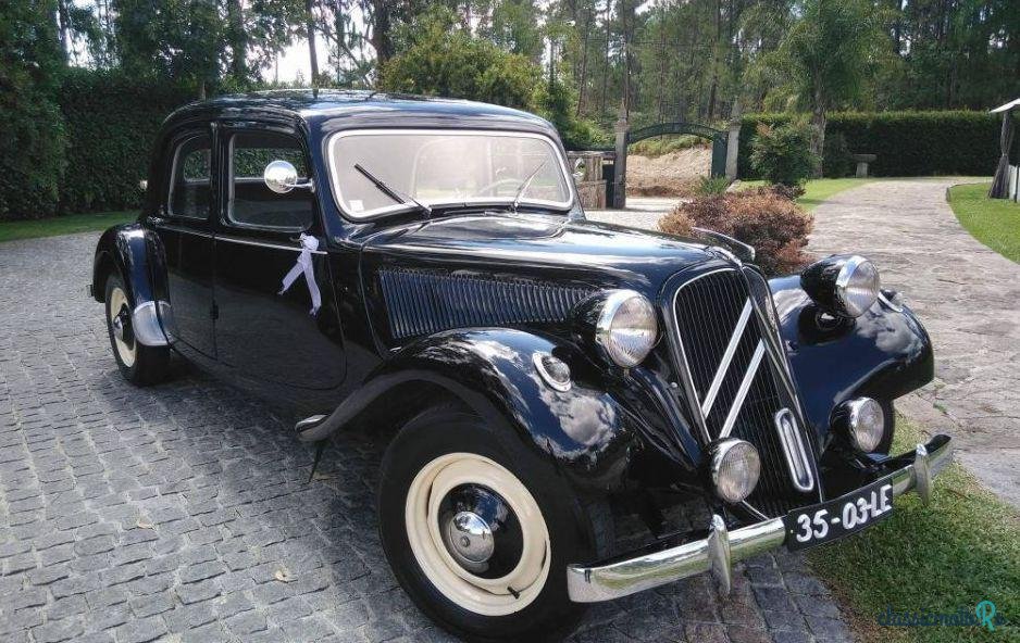 1954' Citroen Traction Avant photo #2
