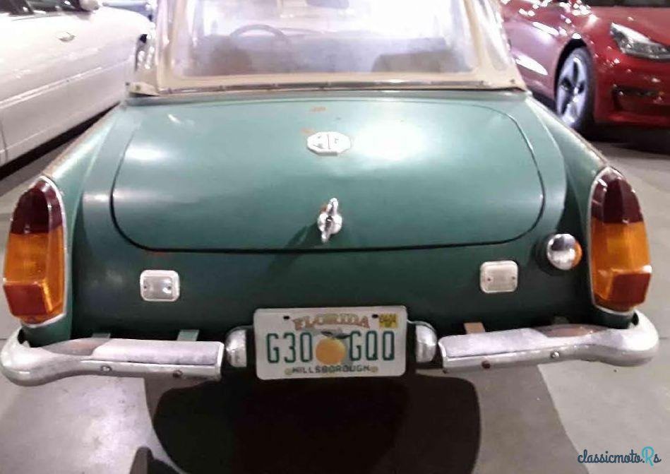 1974' MG Midget photo #2