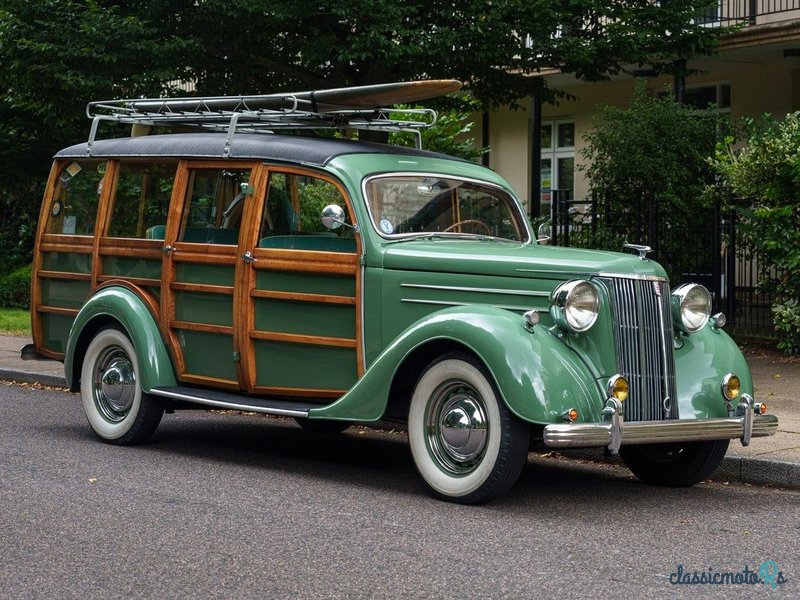 1951' Ford Woody photo #2