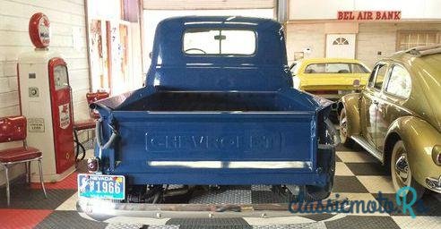 1948' Chevrolet Truck Thriftmaster photo #2