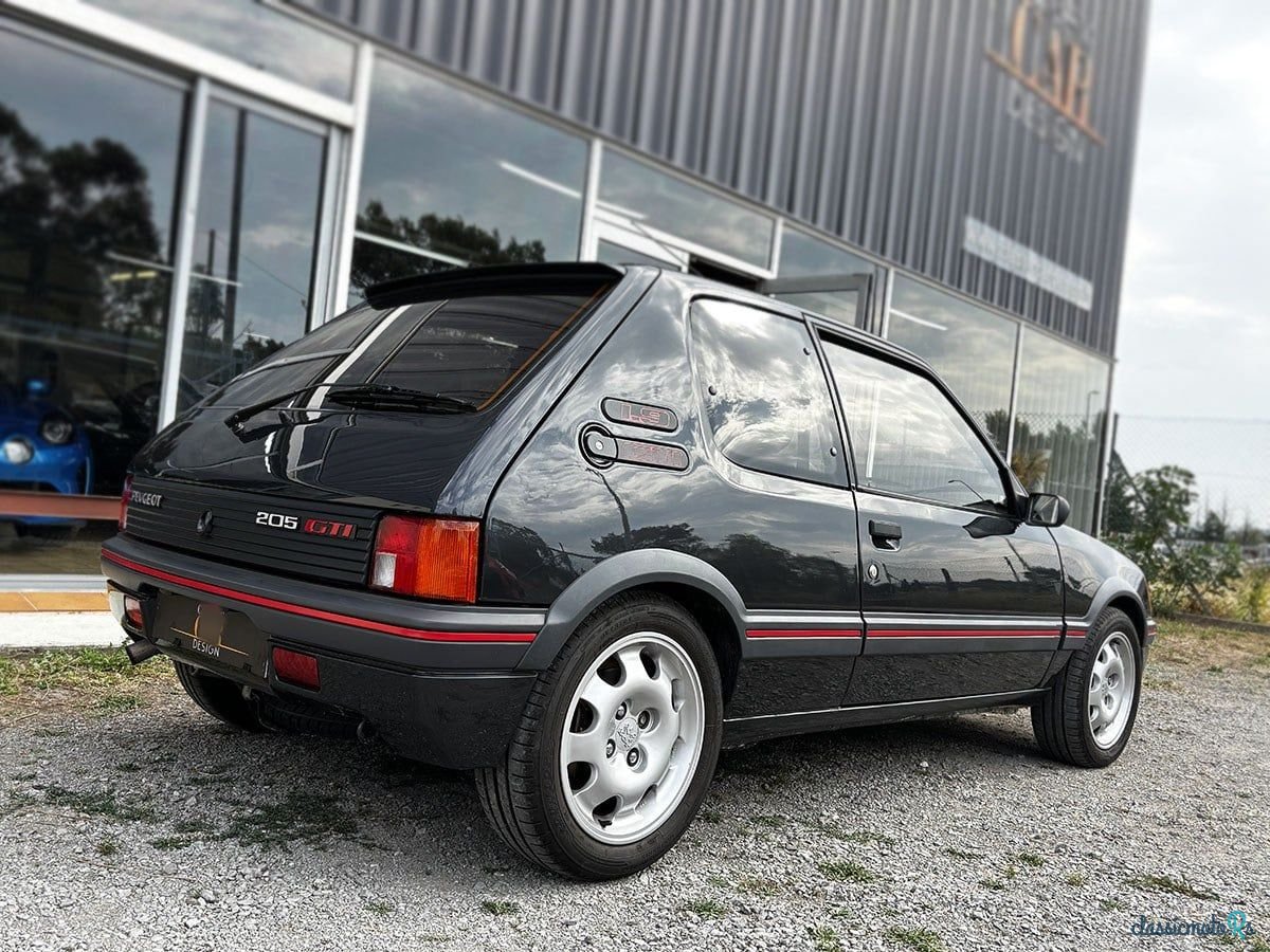 1990' Peugeot 205 photo #2