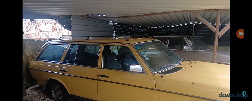 1982' Mercedes-Benz 240 photo #5