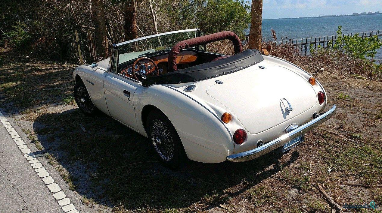 1962' Austin photo #4