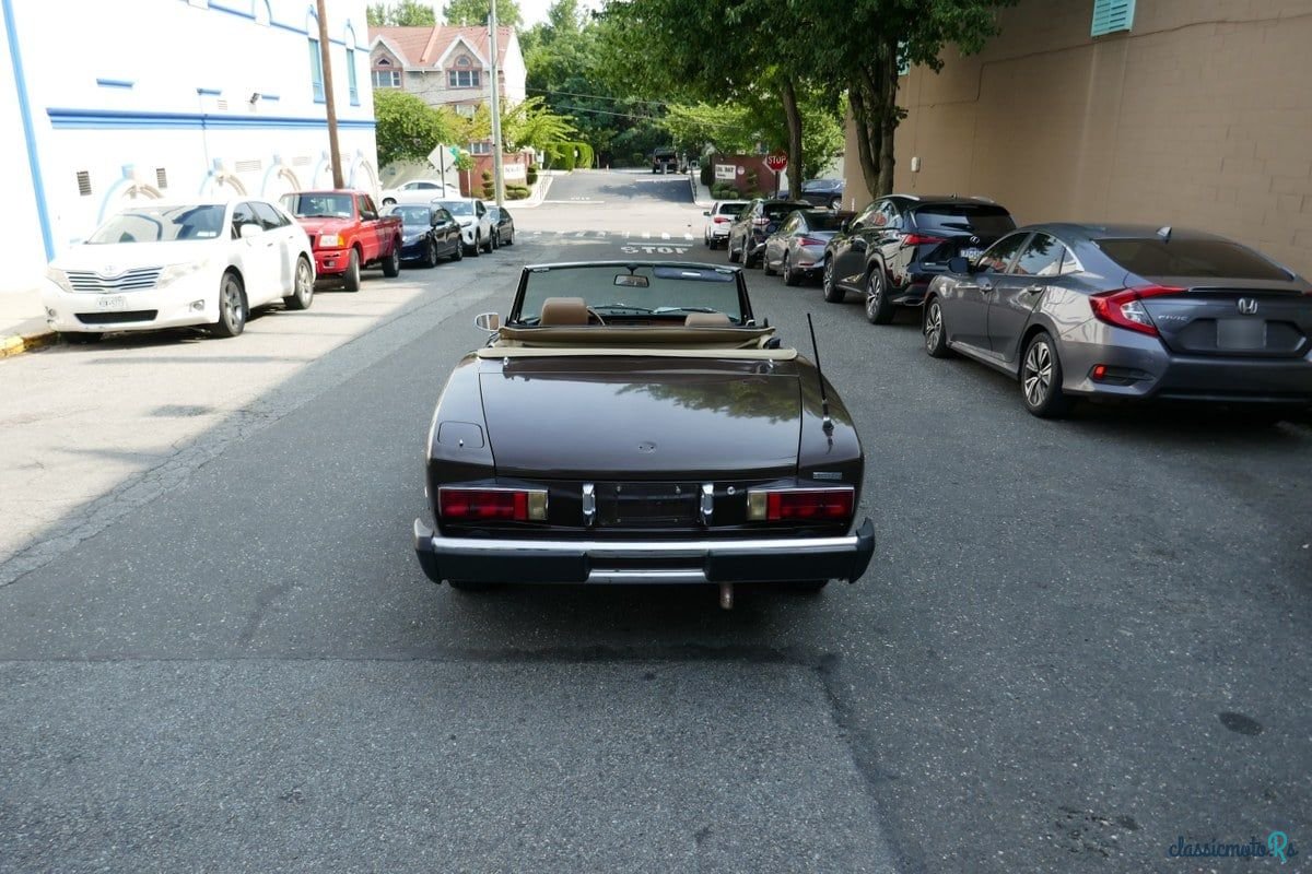 1976' Fiat 124 Spider photo #6