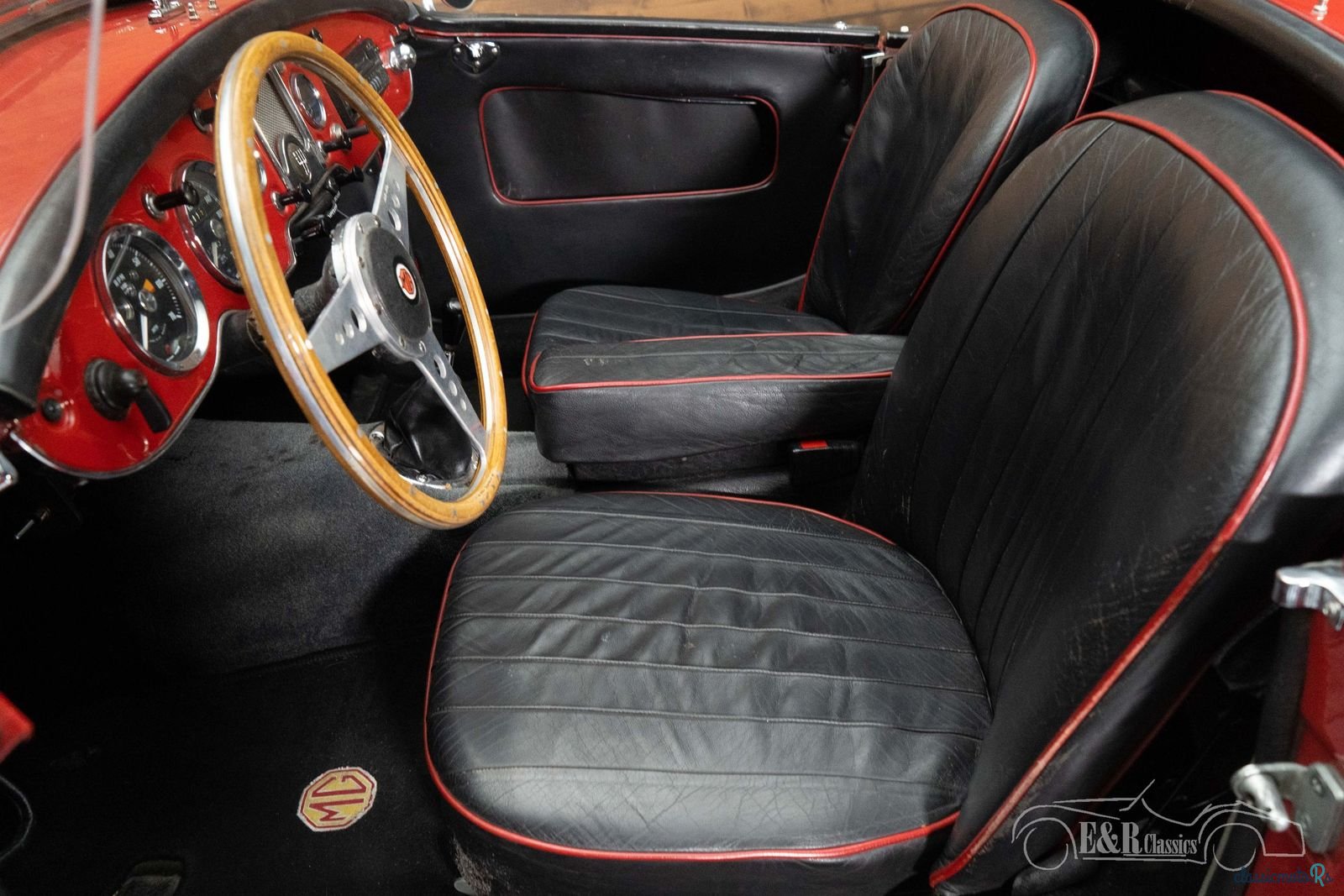 1958' MG MGA photo #5