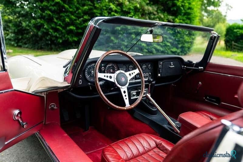 1971' Jaguar E-Type photo #2