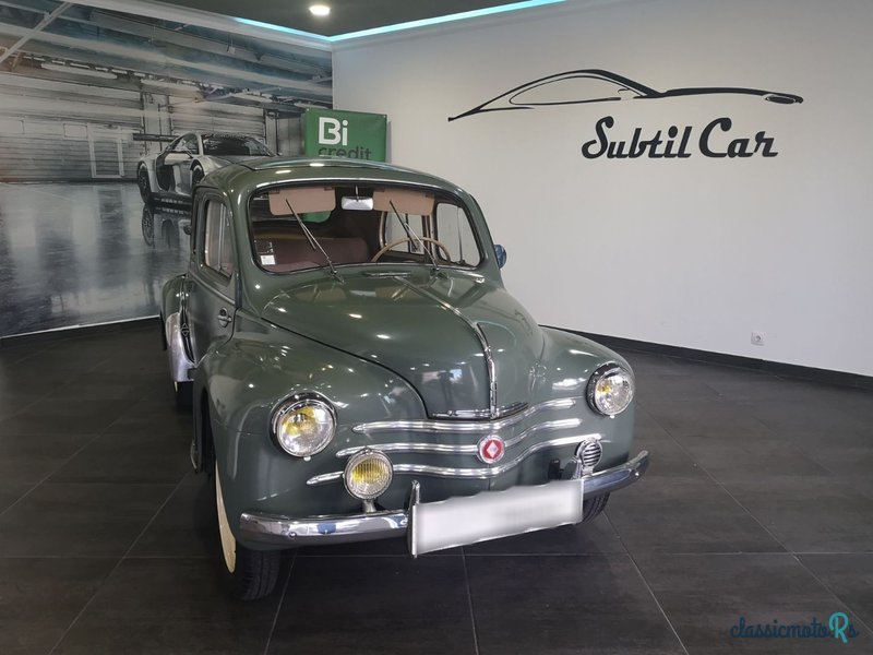 1954' Renault 4 photo #4