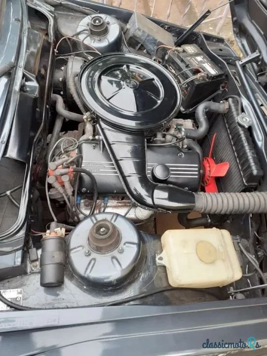 1980' BMW Seria 3 318I photo #2