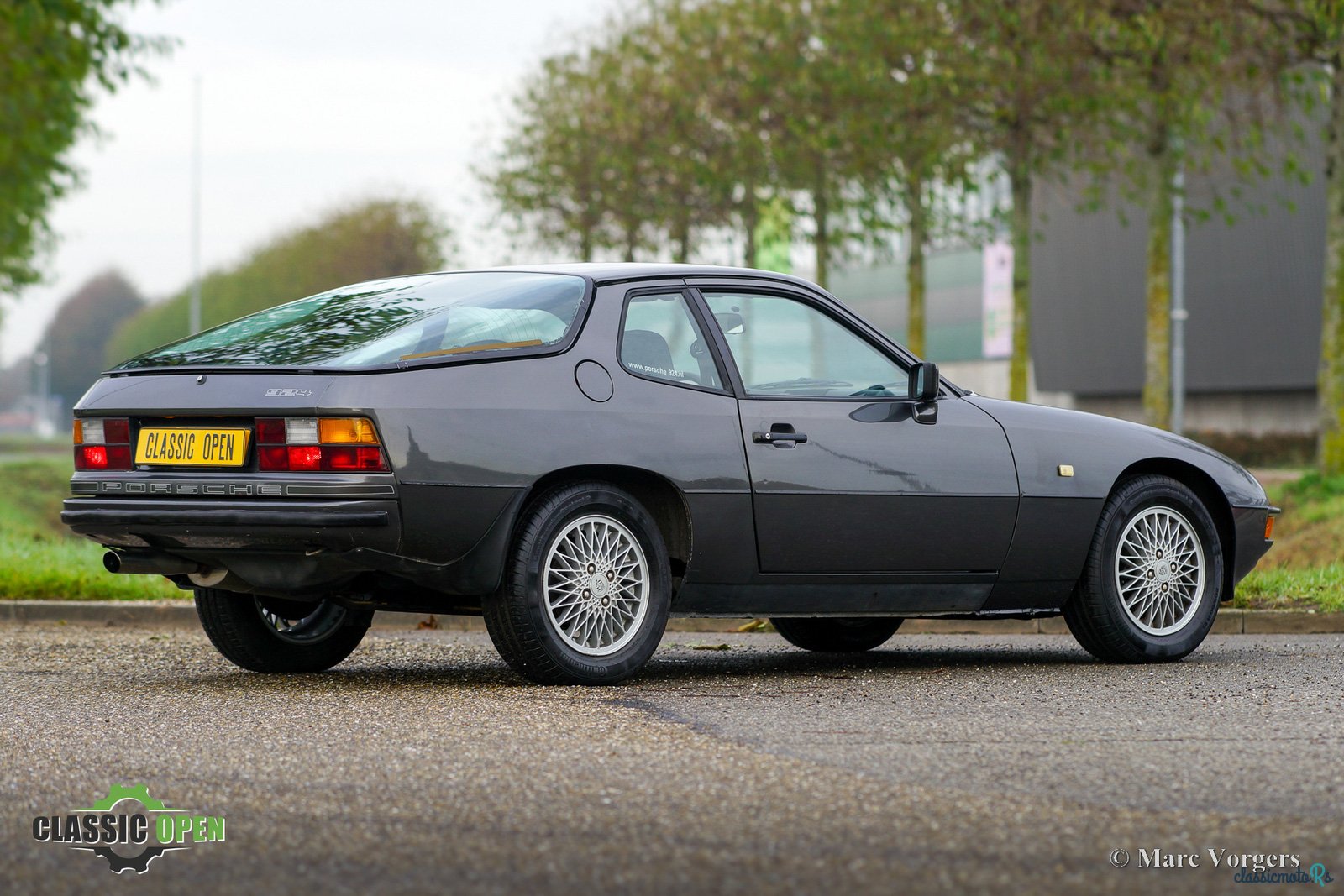 1979' Porsche 924 photo #7