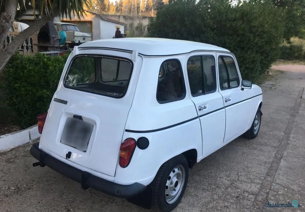 1984' Renault 4 photo #4