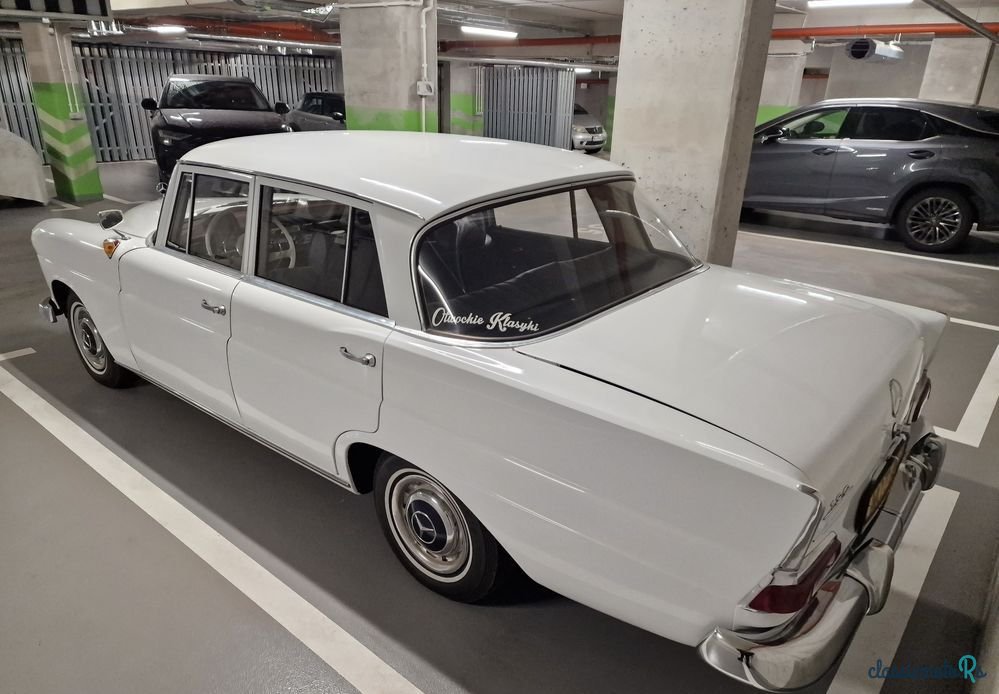 1963' Mercedes-Benz w110 photo #2