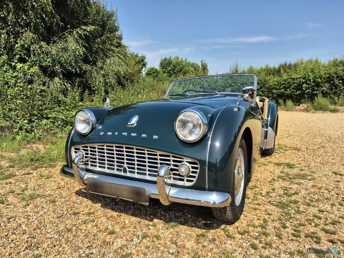 1961' Triumph TR3 photo #4