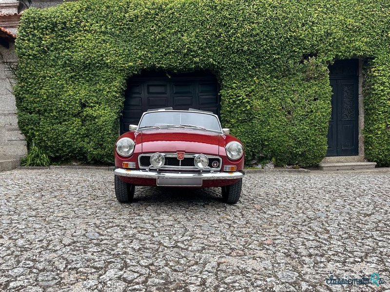 1974' MG MGB photo #6