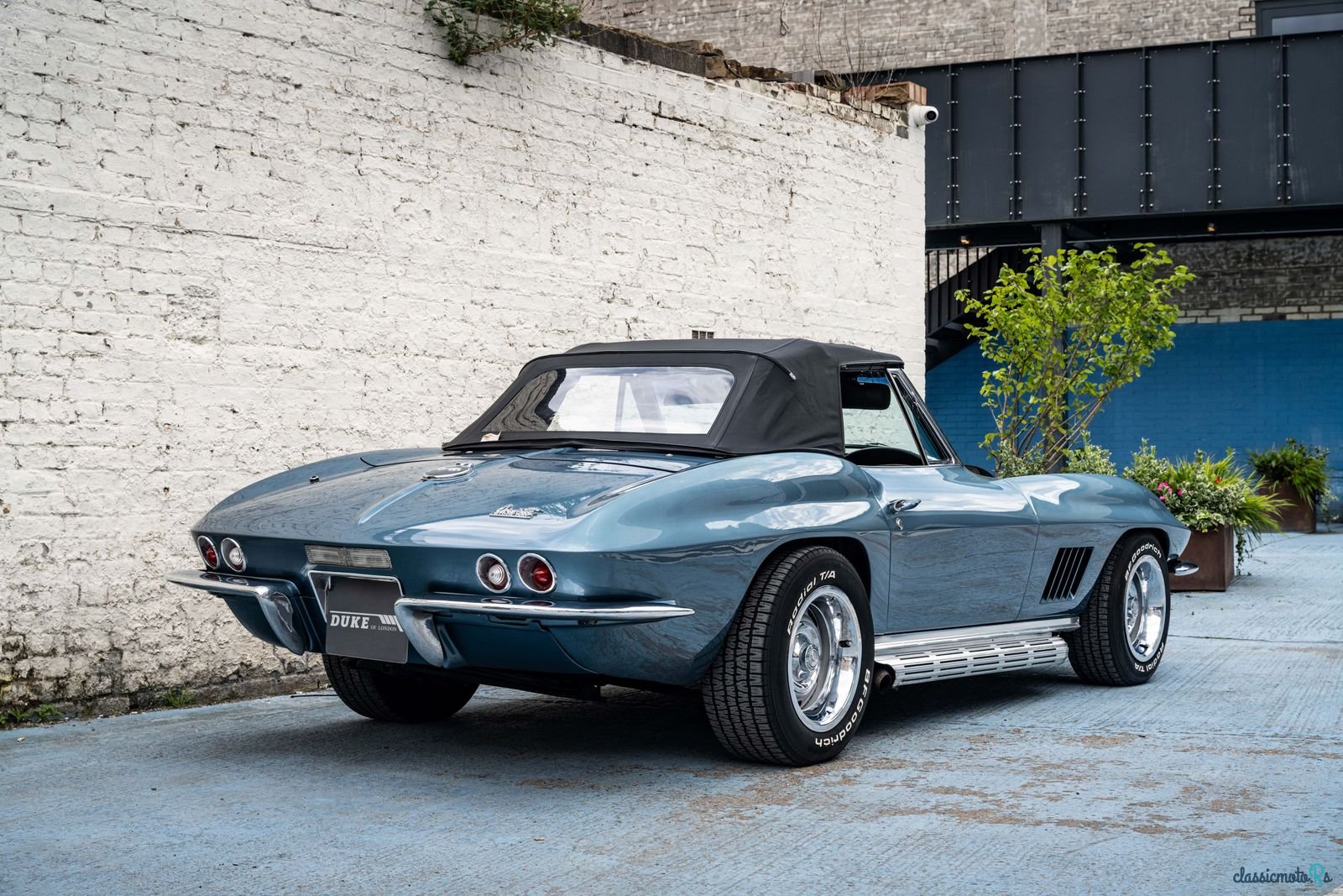 1967' Chevrolet Corvette C2 Sting Ray photo #5
