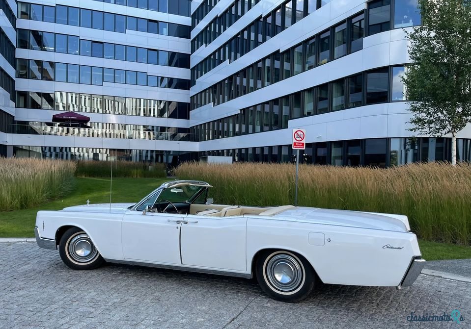 1966' Lincoln Continental photo #6