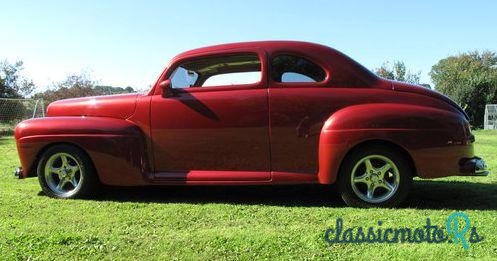 1946' Ford Coupe Deluxe photo #3