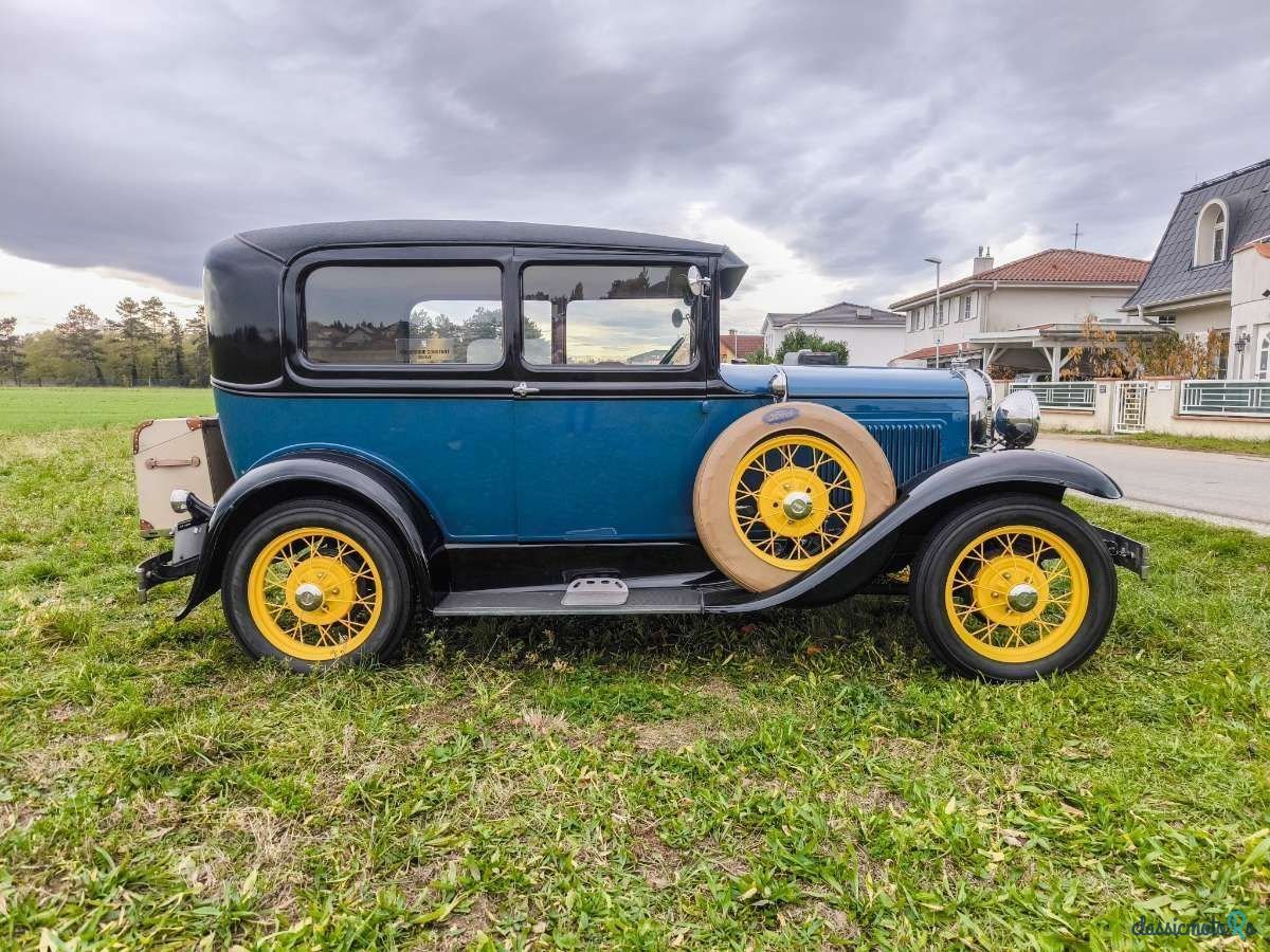 1931' Ford Model A Tudor Deluxe photo #5