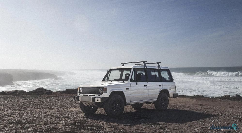 1988' Mitsubishi Pajero photo #1