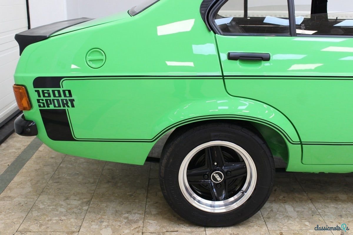 1979' Ford Escort photo #5