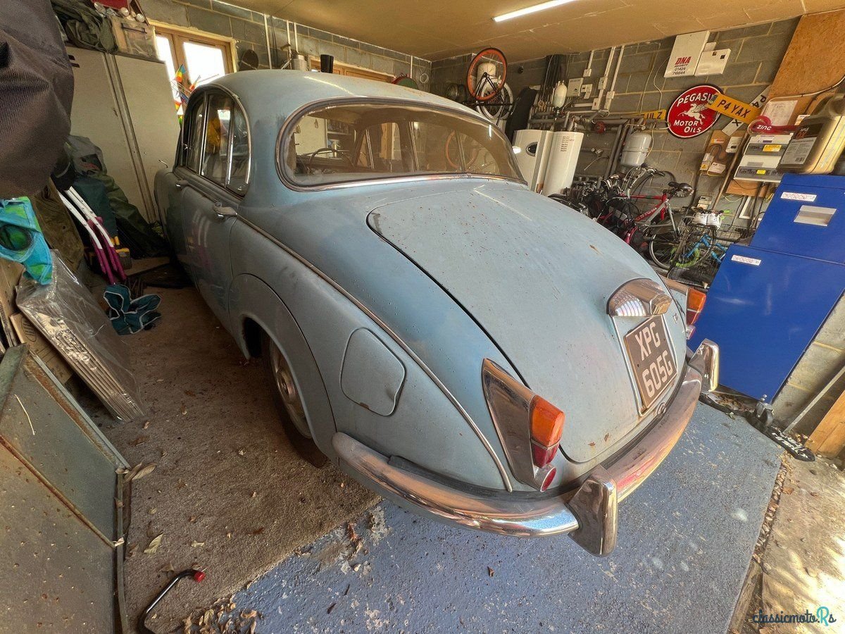 1969' Daimler 3 Wheeler photo #3