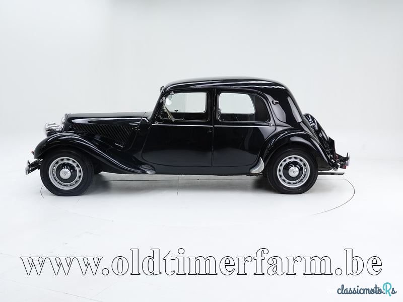 1947' Citroen Traction Avant photo #4