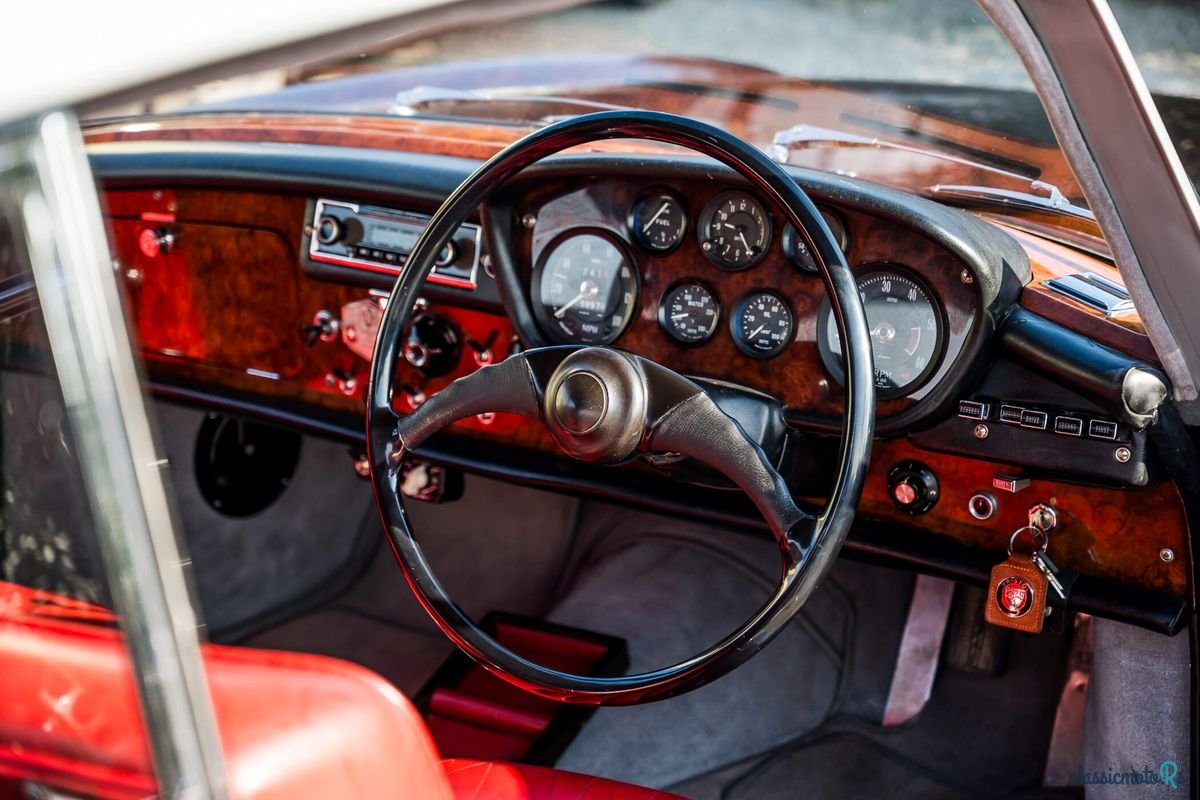 1966' Bristol 409 photo #6