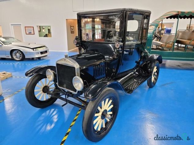 1925' Ford Model T photo #1