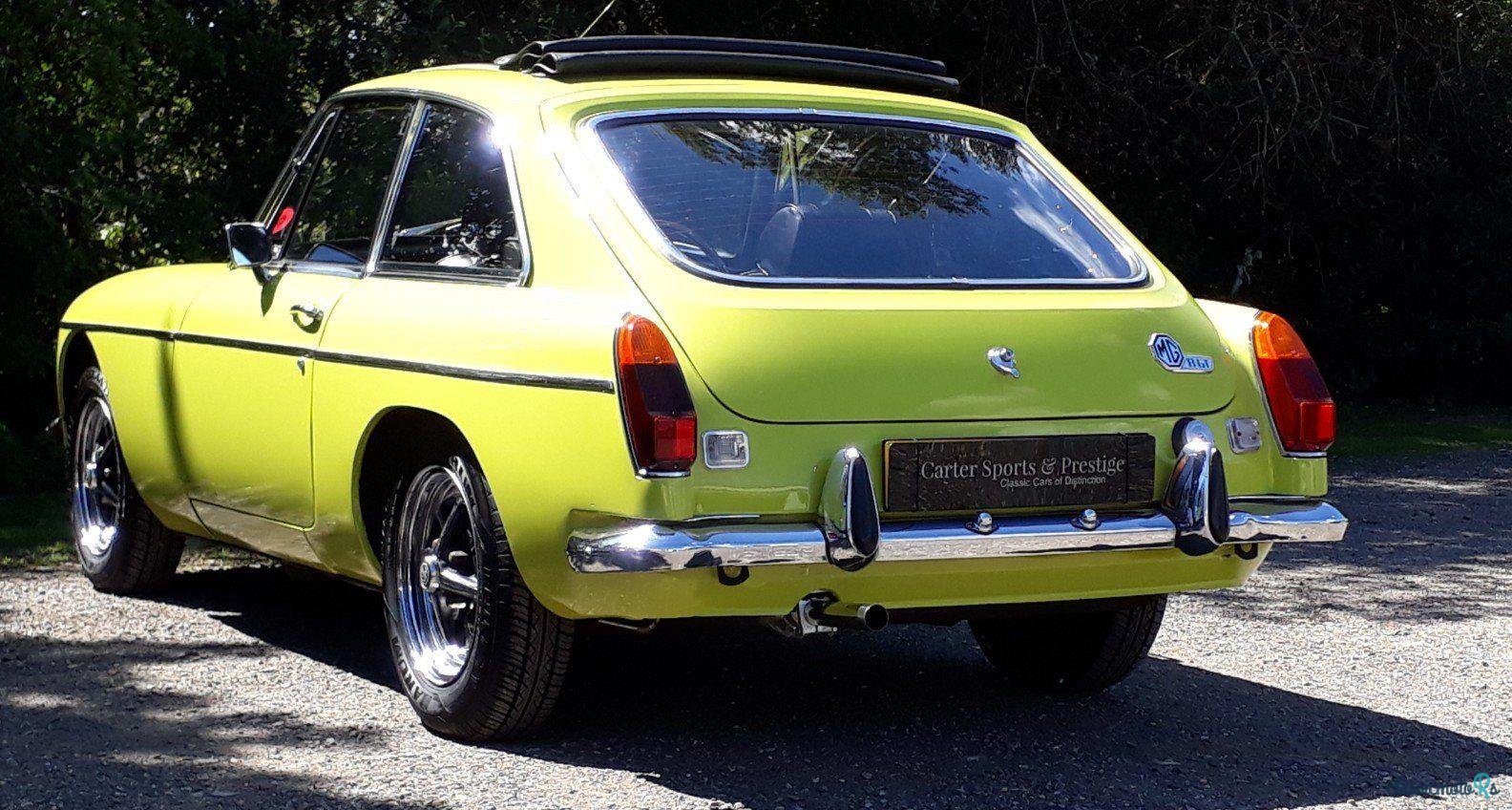 1975' MG Mgb Gt photo #2