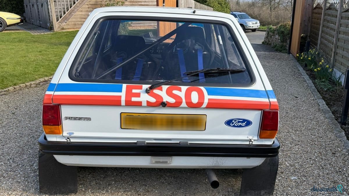 1976' Ford Fiesta photo #5