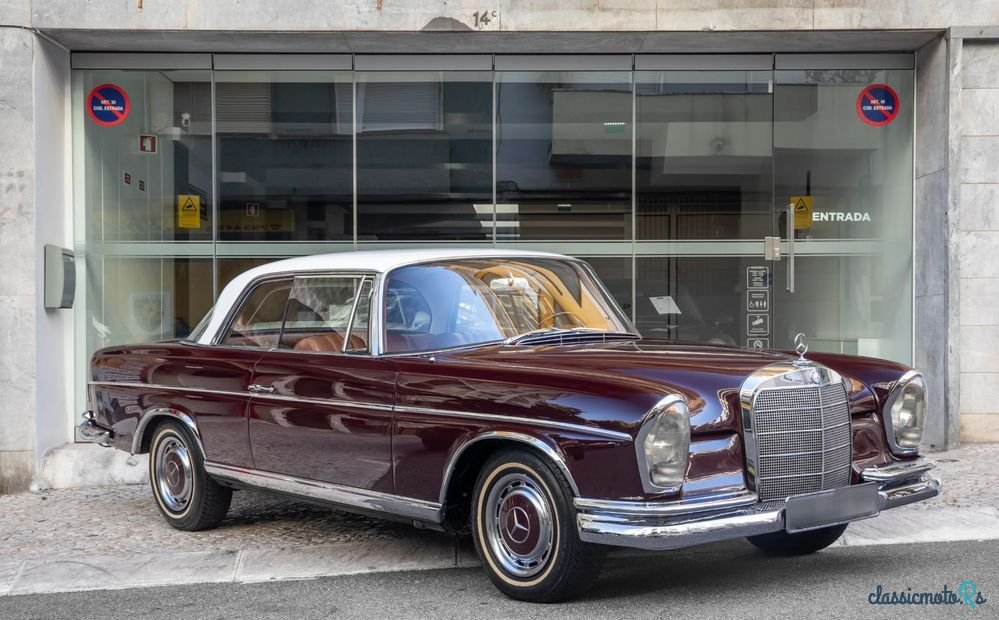 1964' Mercedes-Benz W111/W112 photo #3
